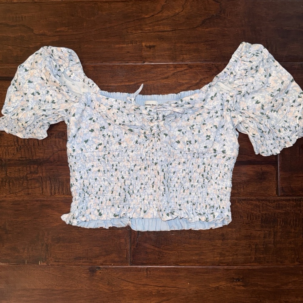 Aritzia Sunday Best Sinatra Floral Smocked Blouse Size Small Cottagecore